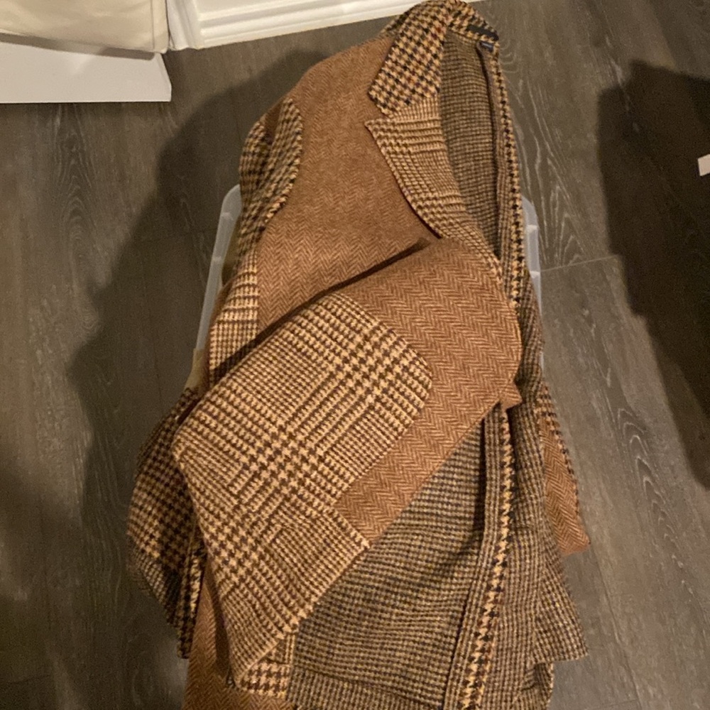 J. Crew Limited-edition Kenmare Relaxed-fit blazer in Scottish wool - Picture 2 of 3